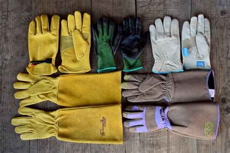 The Best Gardening Gloves For Women - I Tested 5 Of The Most Popular