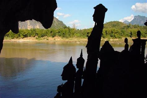 Laos Buddha statues | Travel Story and Pictures from Laos