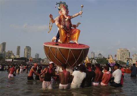 Ganesh Chaturthi 2018 Pune And Mumbai In Maharashtra Immerse In