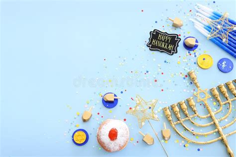 Imagem Religiosa De Hanukkah De Feriado Judeu A Menorah Tradicional