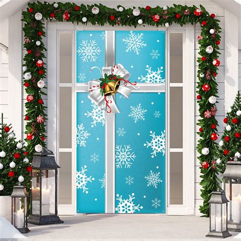 Holiday Door Decorating Themes