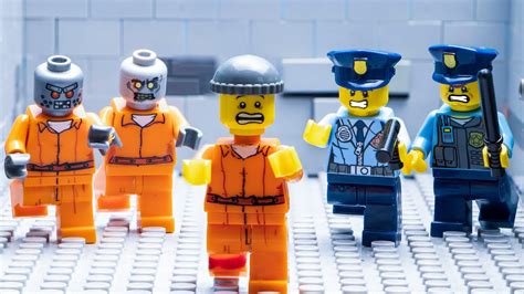 Lego Police Prison Break Ep 33 Secret Lab Lego Stop Motion