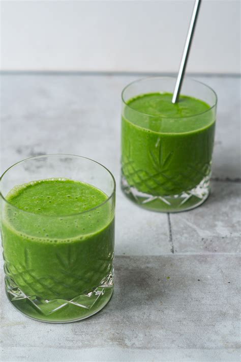 Greenie - min bedste opskrift på grøn smoothie med ananas