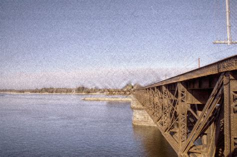 The Bridge The Old Train Bridge Spanning The Merrimack Riv Flickr