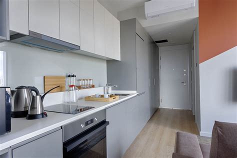 Deluxe Studio Apartment - Roya Nova | NEW INN 