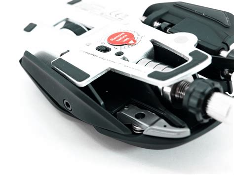 Mad Catz Cyborg R.A.T.9 Wireless Gaming Mouse Review