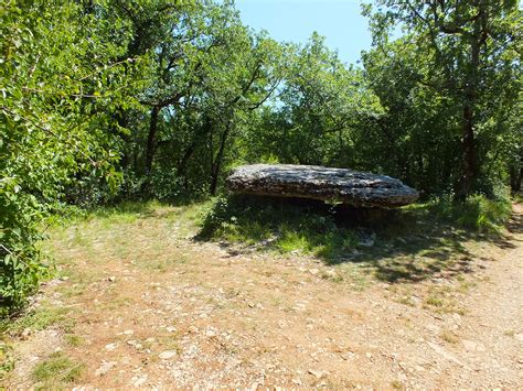 Laramière Dolmen de La Peyre Levade LESELLIER Yann Flickr