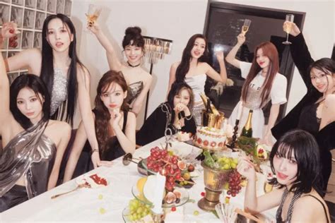 Twice Raih Puncak Baru Juta Pengikut Spotify Dan Miliar