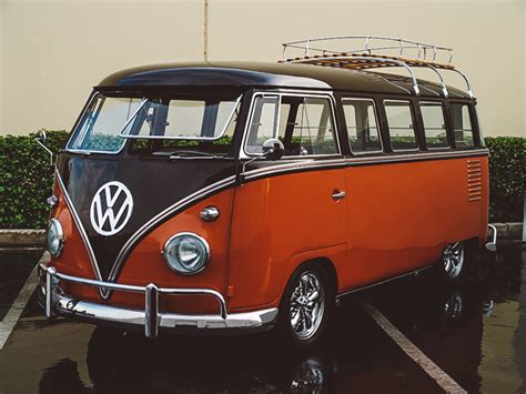 Volkswagen Just Re Released Everyone S Favourite Hippy Vanbut Now Its