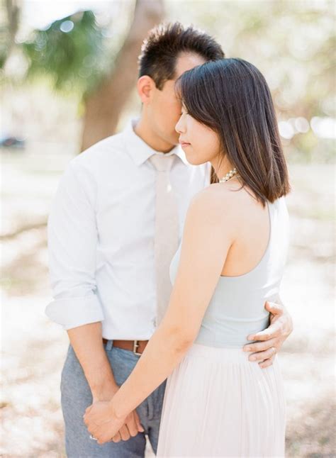 10 Tips For What To Wear For Your Engagement Shoot Chic Vintage