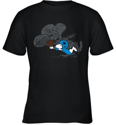 Carolina Panthers Snoopy Plays The Football Game Youth T Shirt