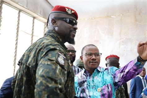 Complémentarité au sommet de lÉtat le Colonel Mamadi Doumbouya fait