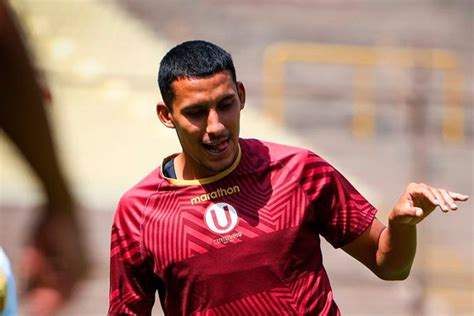 Alex Valera seguirá en el once de Universitario y espera seguir con su