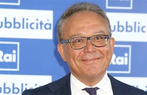 Enrico Varriale indagato per stalking e lesioni è stato sospeso dalla Rai