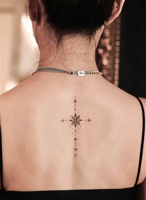 52+ beautiful back tattoo designs for women – 2000 Daily