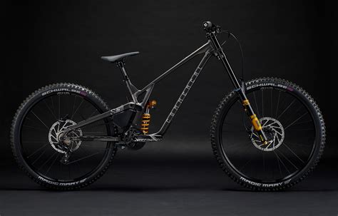 COMMENCAL COMMENCAL SUPREME DH V5 OHLINS EDITION DARK SLATE