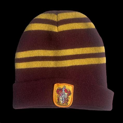Griffindor Harry Potter Hot Topic Beanie Size Pm Depop
