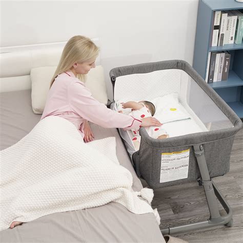 Pamo Babe Unisex Bedside Sleeper Infant Bassinet With Wheels And Floding Frame Grey