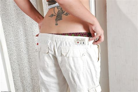 American Latina Asian Foot Fetish XXX Dessert Picture 4