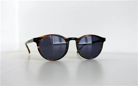 How to Style Your Glasses Well : Trends for Stylish Men's Glasses in 2023