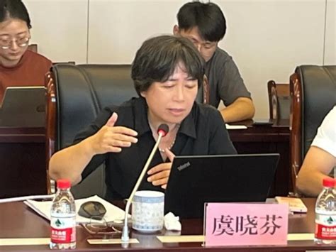 市建设局召开房地产工作座谈会