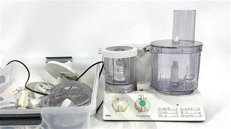 Lot A Braun Combimax 750 With Parts