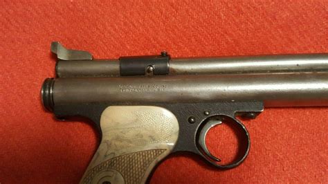 Vintage Crosman Model 150 Pellgun Co2 Pellet 22 Caliber Air Pistol