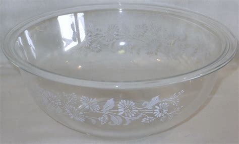 Vintage Pyrex Patterns | Patterns Gallery