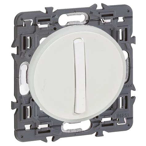 Celiane - розетки, выключатели Legrand в Москве