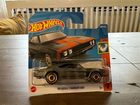 Hot Wheels 69 Dodge Charger 500 Köp På Tradera 562585177