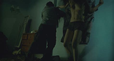 Naked Riki Lindhome In The Last House On The Left