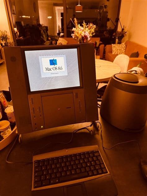 Apple Twentieth Anniversary Macintosh TAM Macintosh 1 Zonder