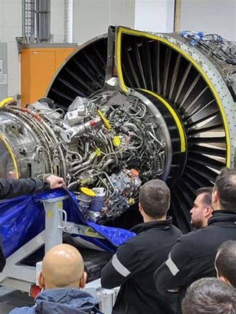 SR Technics introduces Heavy Maintenance Training for Pratt & Whitney ...