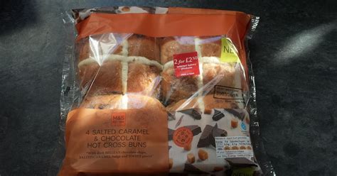 Marks Spencer Food Reviews M S Salted Caramel Chocolate Hot Cross Buns