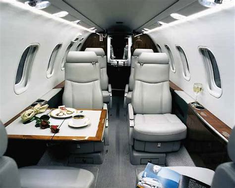 Learjet 40 Technical Specs, History, Pictures | Aircrafts and Planes