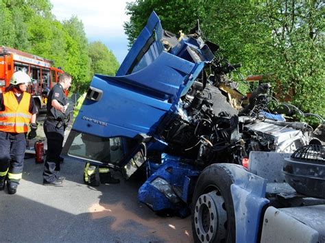 Schwerer Unfall Am Bahn Bergang