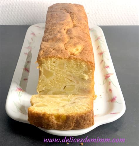 Cake moelleux aux pommes de Les Délices de Mimm et ses recettes de