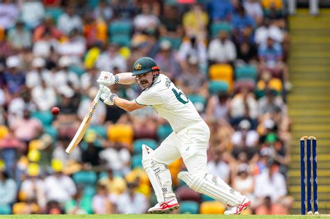 Phir se le gaya match: Indian fans frustrated as Travis Head continues