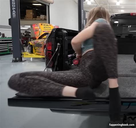 Collete Davis Nude OnlyFans Leaks Fappening FappeningBook