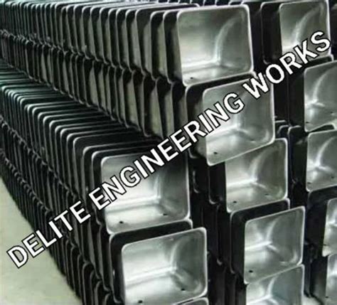 Ms Ss Seamless Elevator Buckets For Material Handling Size To