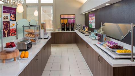 Complimentary Breakfast Hotel in Metairie | Residence Inn New Orleans ...