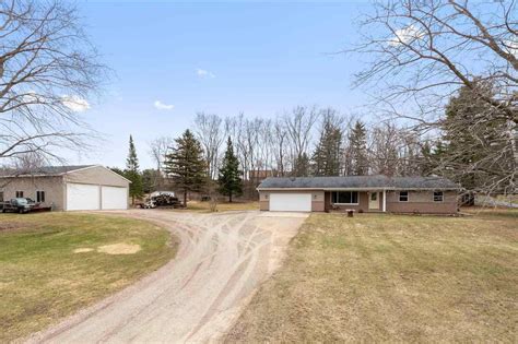 744 Grandview Rd Hortonville Wi 54944 Mls 50220192 Redfin