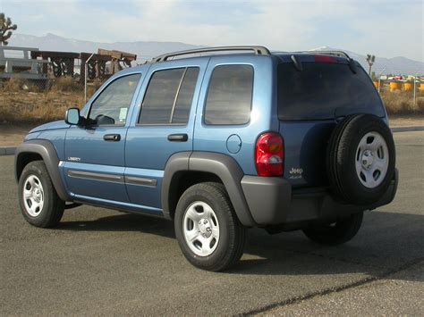 2004 Jeep Liberty - Information and photos - MOMENTcar