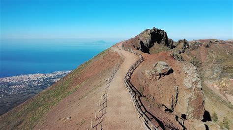 Escursione Sul Vesuvio Napoli Tourist Pass