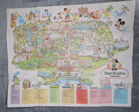 Vintag 1979 Walt Disney World Magic Kingdom Guide Map 38 X 31 5