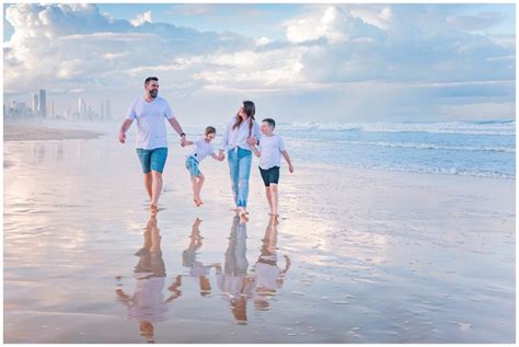 Family Reunion beach session - Gold Coast Family Photographer ...