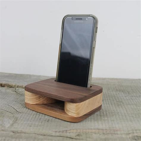 Amplificateur passif en bois et support de smartphone noyer et érable