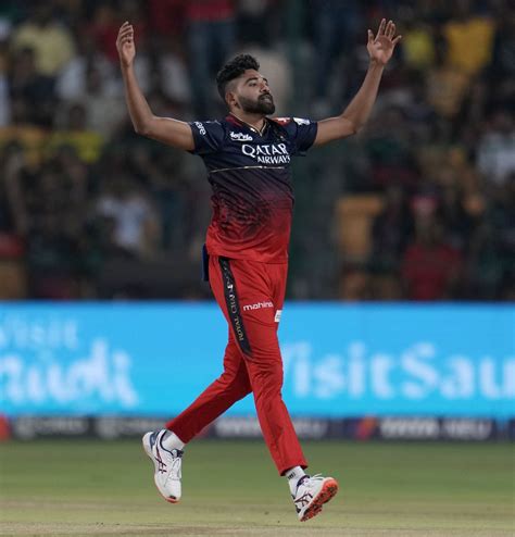 Mohammed Siraj Picked Up The First Wicket Of The Night