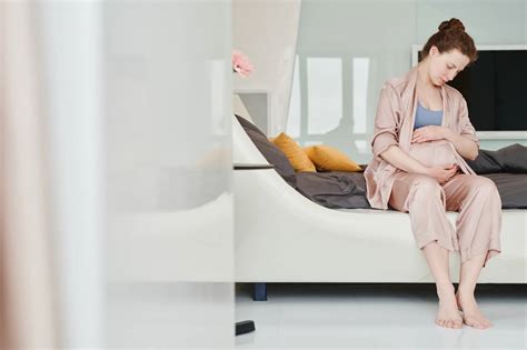 Decreased Fetal Movement: 5 Reasons to Worry — SonoHealth.com