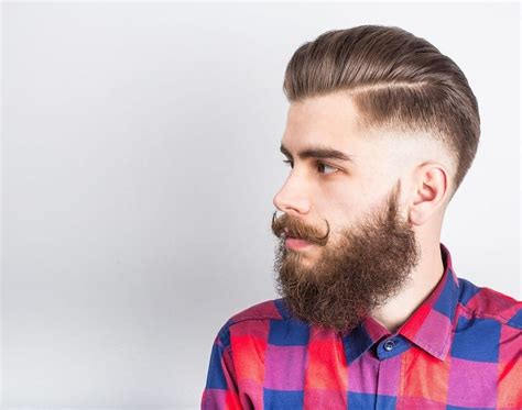 Curly Beard: 5 Clever & Effective Ways to Straighten It